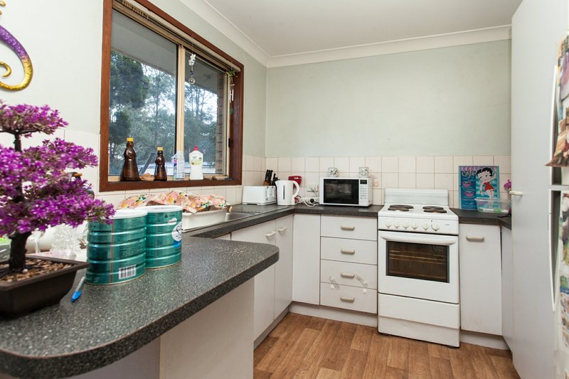 Photo - 139 Alkira Avenue, Cessnock NSW 2325 - Image 2