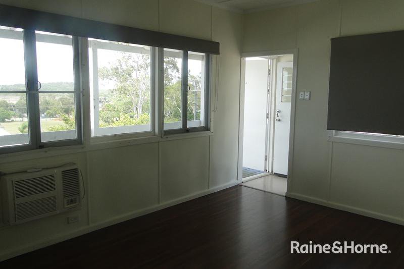 Photo - 1/39 Ann Street, South Gladstone QLD 4680 - Image 8