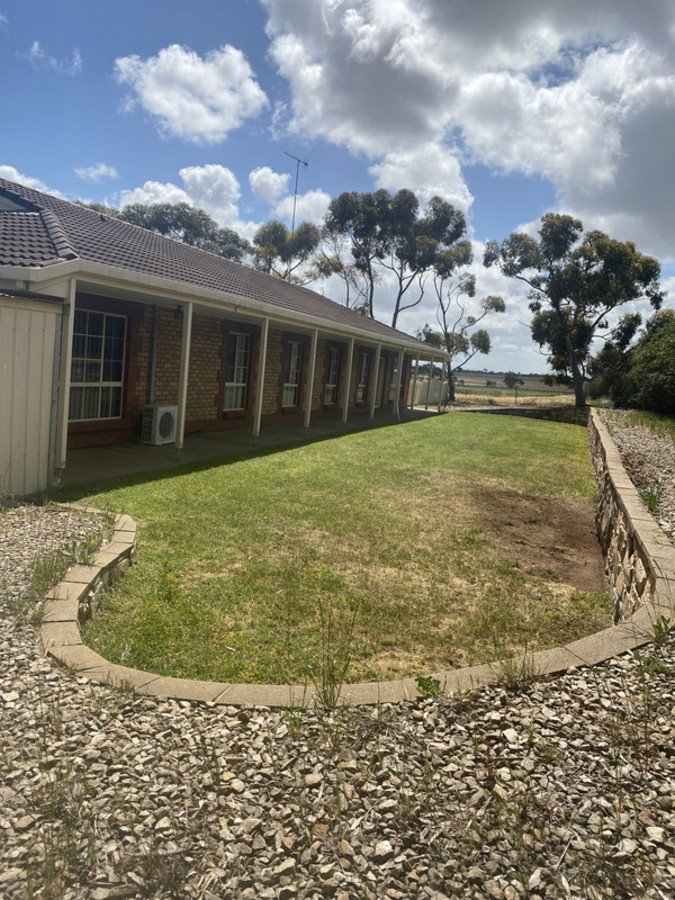 Photo - 139 Bentley Road, Blakeview SA 5114 - Image 3