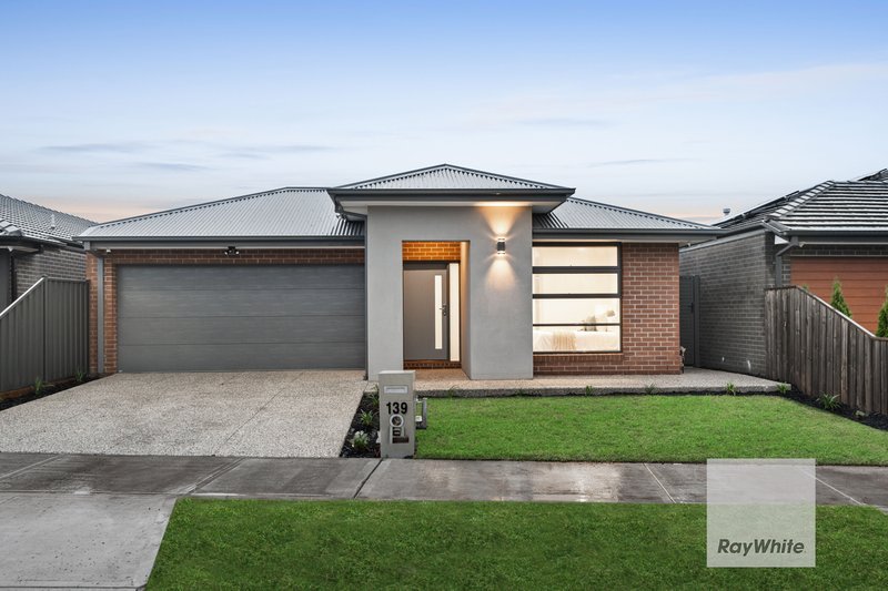 139 Blossom Drive, Greenvale VIC 3059