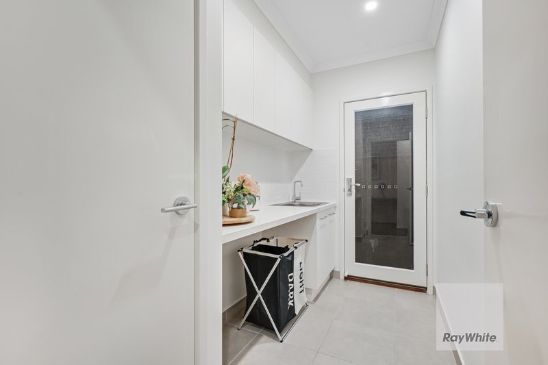 Photo - 139 Blossom Drive, Greenvale VIC 3059 - Image 22