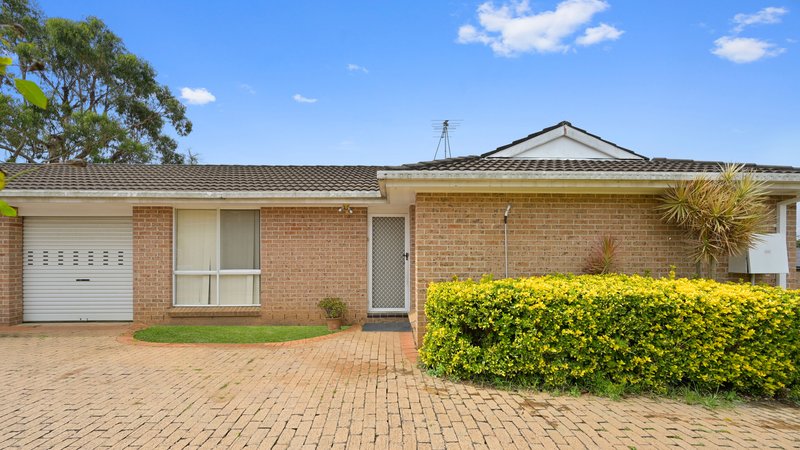 Photo - 1/39 Bugatti Drive, Ingleburn NSW 2565 - Image 2