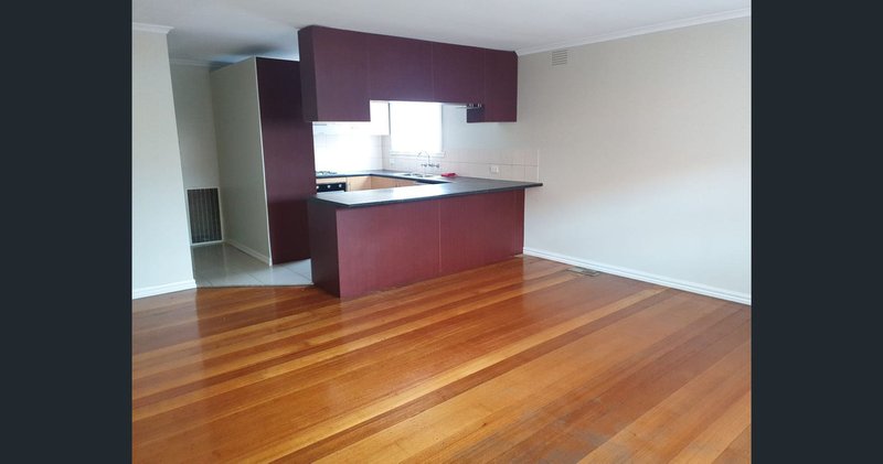 Photo - 1/39 Byfield Street, Reservoir VIC 3073 - Image 5