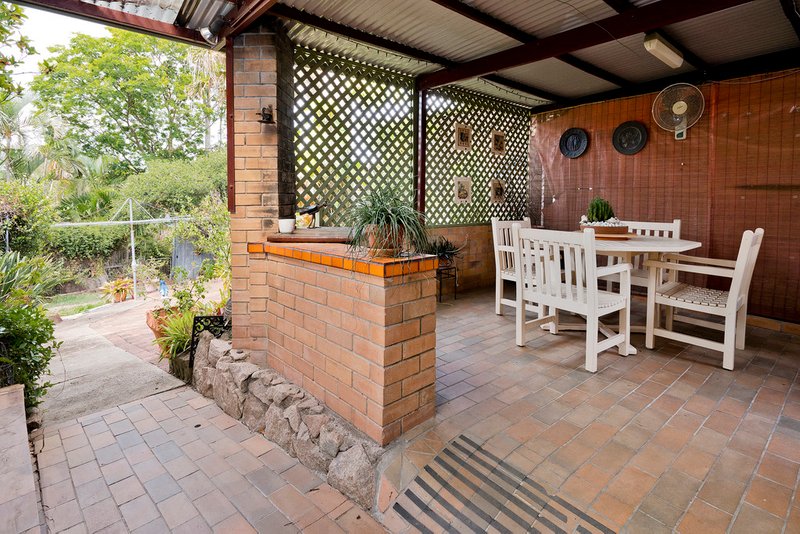 Photo - 139 Camelia Avenue, Everton Hills QLD 4053 - Image 11