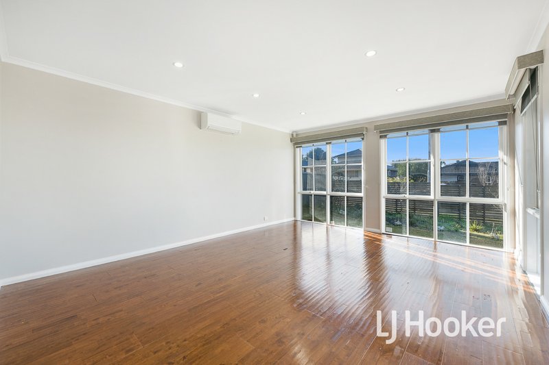 Photo - 1/39 Carlisle Road, Hallam VIC 3803 - Image 4