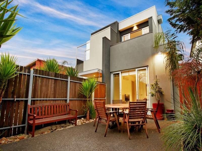 Photo - 1/39 Clarence Street, Elsternwick VIC 3185 - Image 4