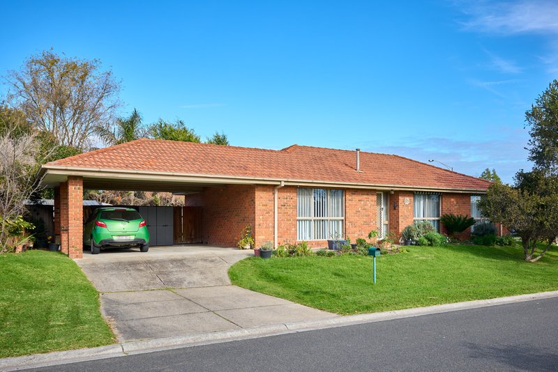 139 Courtenay Avenue, Cranbourne North VIC 3977