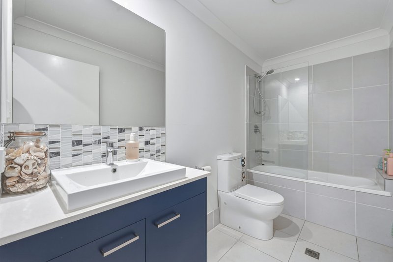 Photo - 13/9 Diamond Avenue, Kallangur QLD 4503 - Image 12