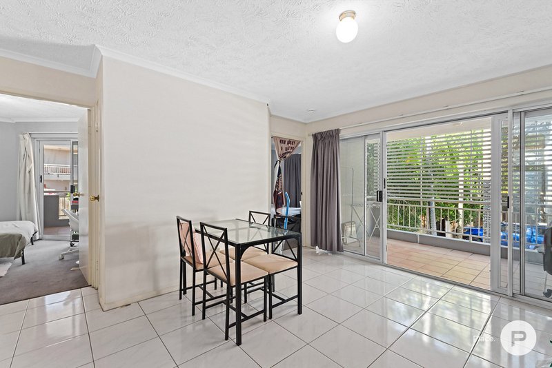 Photo - 13/9 Durham Street, St Lucia QLD 4067 - Image 2