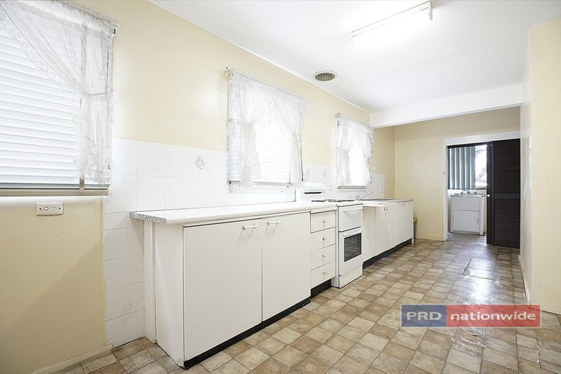 Photo - 139 Evan Street, South Penrith NSW 2750 - Image 6