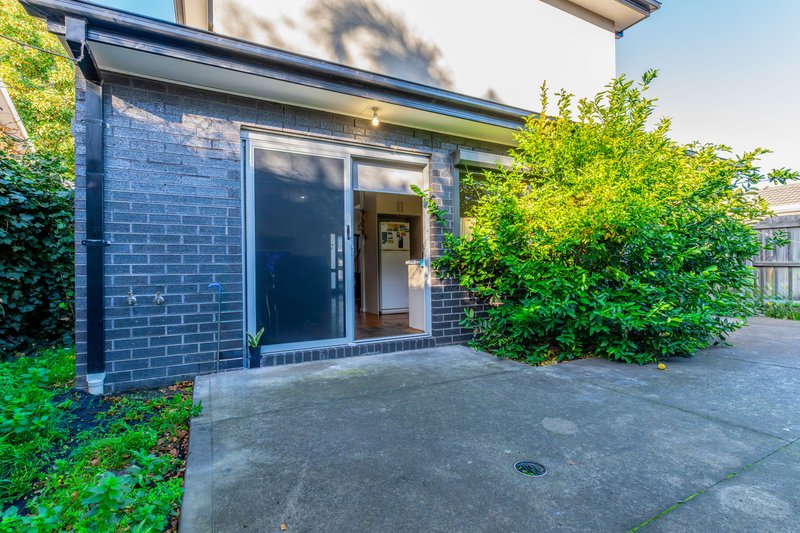 Photo - 1/39 Glendenning Street, St Albans VIC 3021 - Image 10