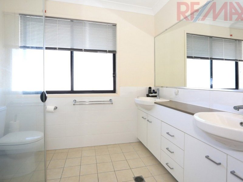 Photo - 139 Gooding Dr , Merrimac QLD 4226 - Image 12