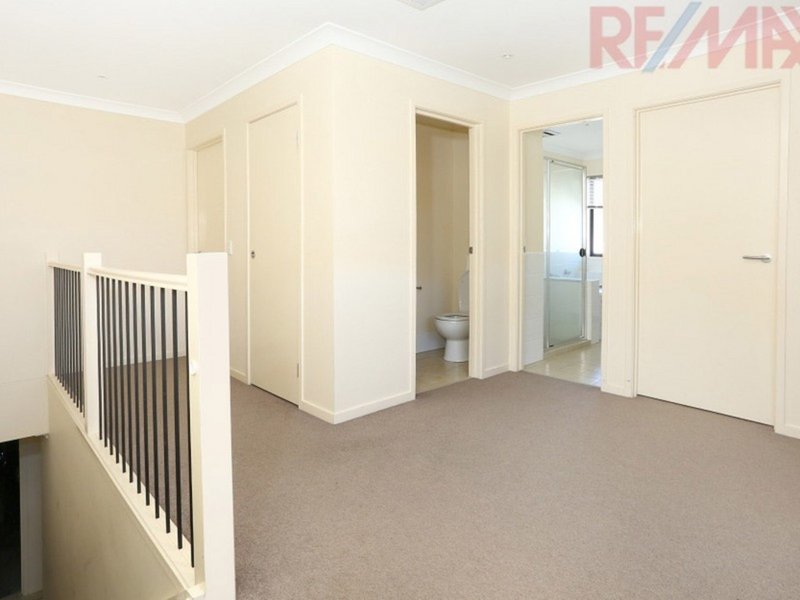 Photo - 139 Gooding Dr , Merrimac QLD 4226 - Image 9