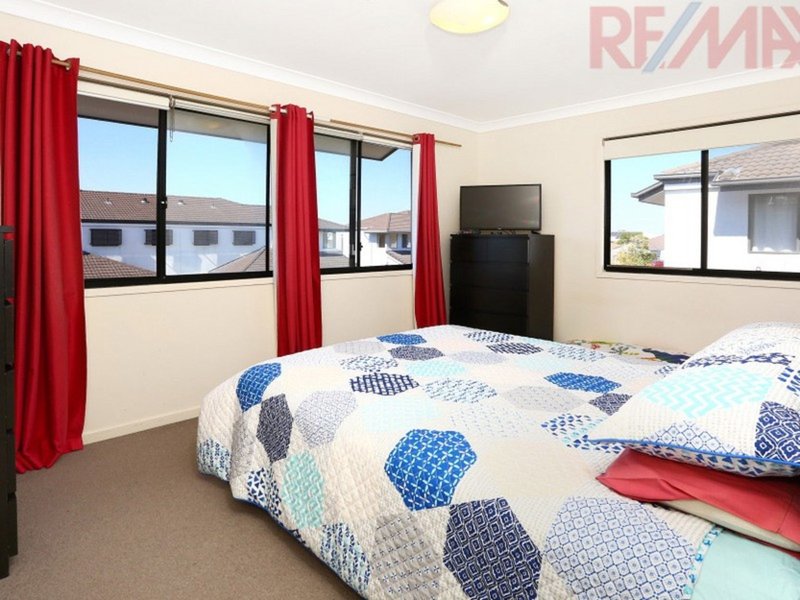 Photo - 139 Gooding Dr , Merrimac QLD 4226 - Image 10