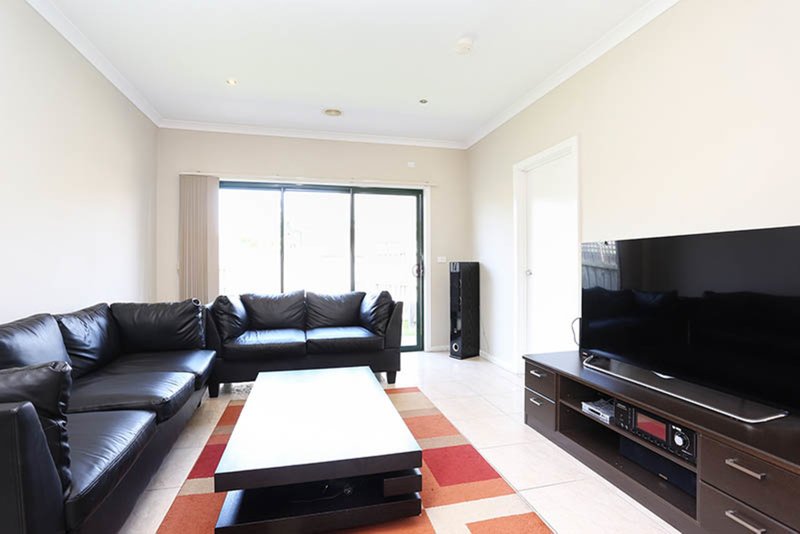 Photo - 1/39 Gosford Way, Broadmeadows VIC 3047 - Image 3