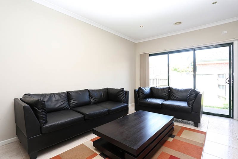 Photo - 1/39 Gosford Way, Broadmeadows VIC 3047 - Image 6