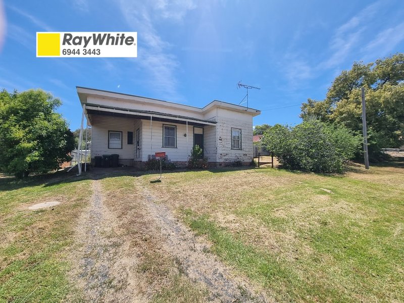 Photo - 139 Hanley Street, Gundagai NSW 2722 - Image 1