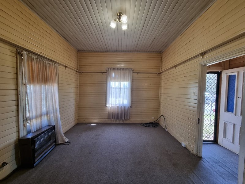 Photo - 139 Hanley Street, Gundagai NSW 2722 - Image 5