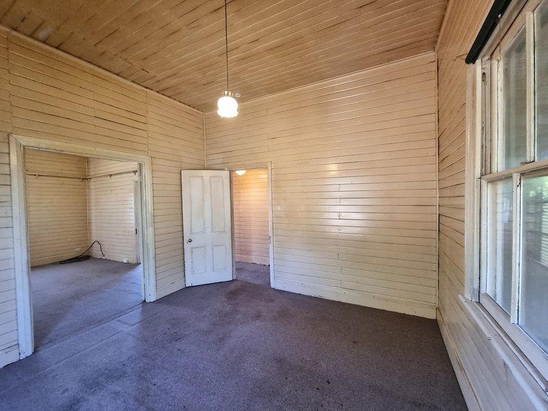 Photo - 139 Hanley Street, Gundagai NSW 2722 - Image 8