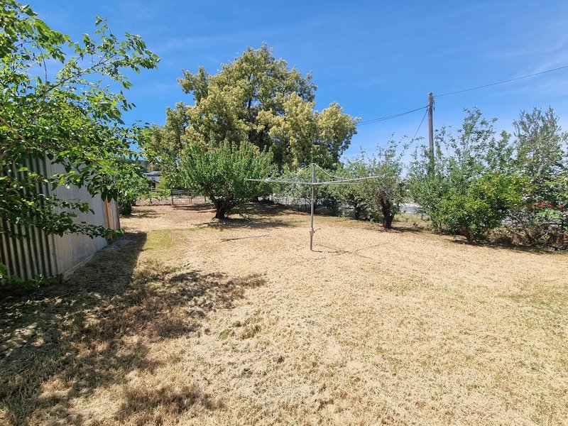Photo - 139 Hanley Street, Gundagai NSW 2722 - Image 17