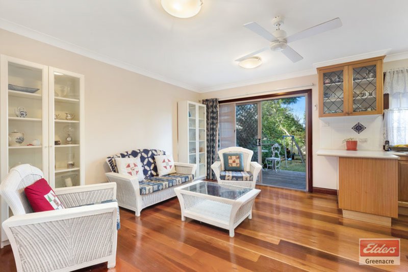 Photo - 139 Hillcrest Avenue, Greenacre NSW 2190 - Image 3