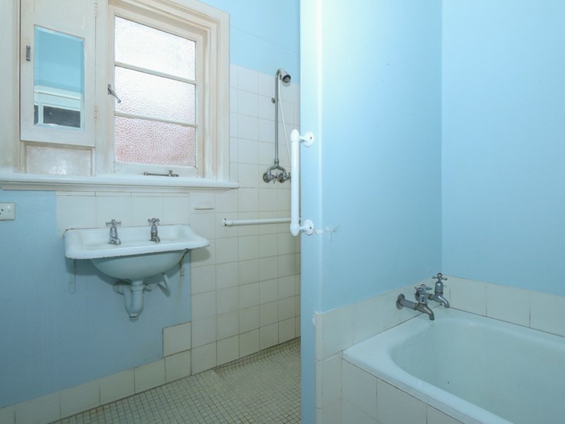 Photo - 139 Keightley Road, Shenton Park WA 6008 - Image 4