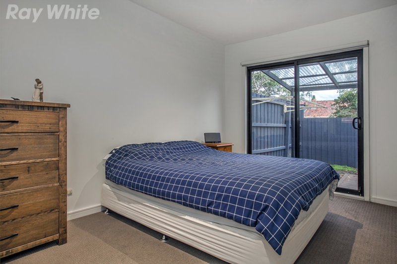 Photo - 1/39 Mount Pleasant Road, Preston VIC 3072 - Image 6