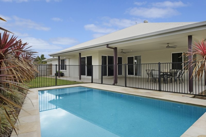 Photo - 139 Nicklaus Parade, North Lakes QLD 4509 - Image 12