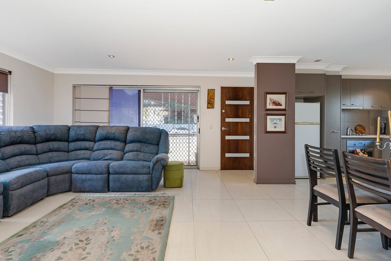 Photo - 1/39 Old Burleigh Road, Surfers Paradise QLD 4217 - Image 3