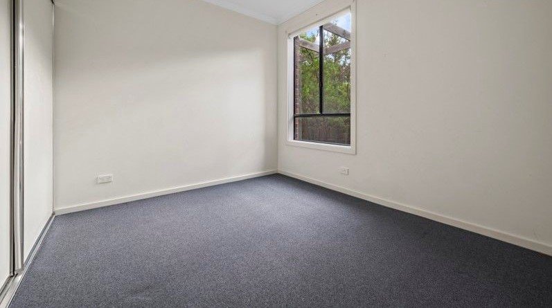 Photo - 13/9 Petrea Place, Harkness VIC 3337 - Image 3