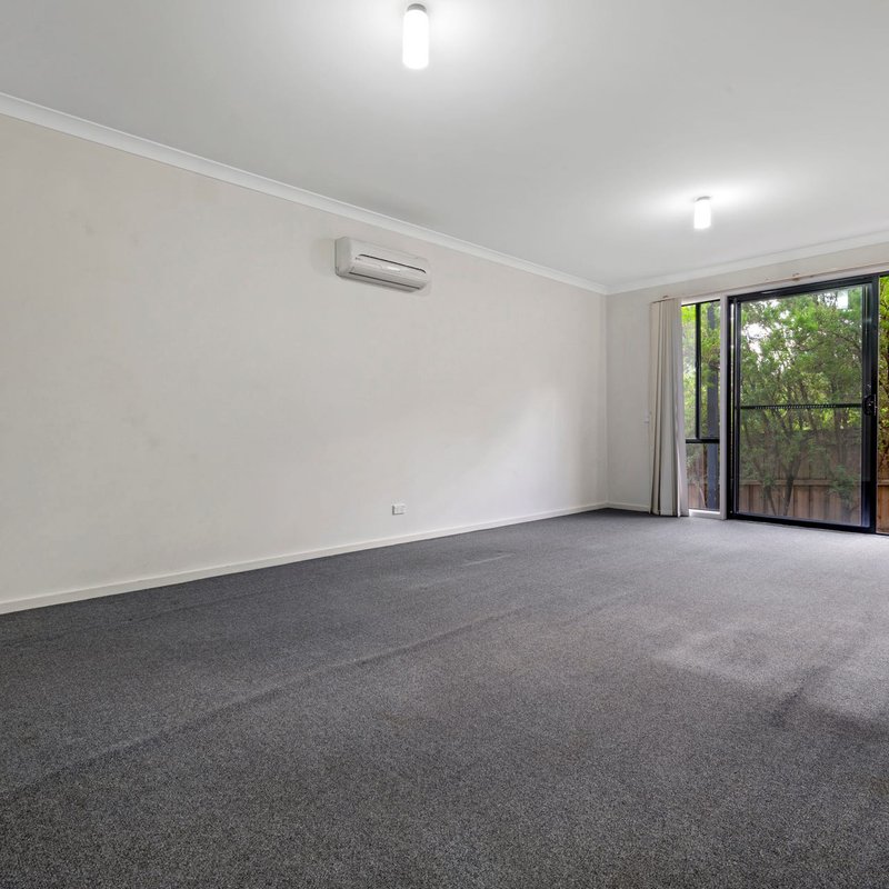 Photo - 13/9 Petrea Place, Harkness VIC 3337 - Image 11