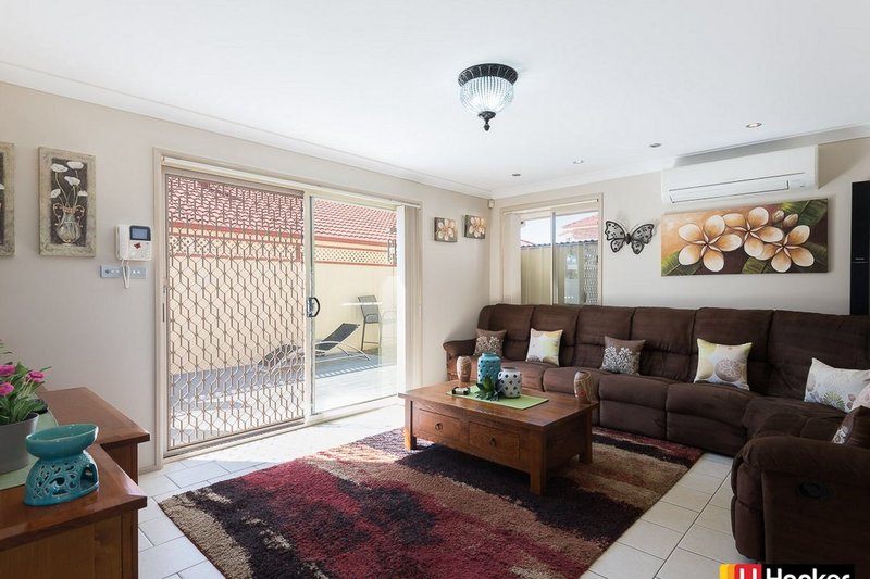 Photo - 139 Pine Road, Casula NSW 2170 - Image 3