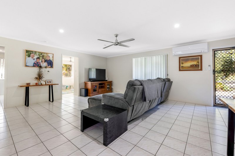 Photo - 139 Railway Parade, Glass House Mountains QLD 4518 - Image 7