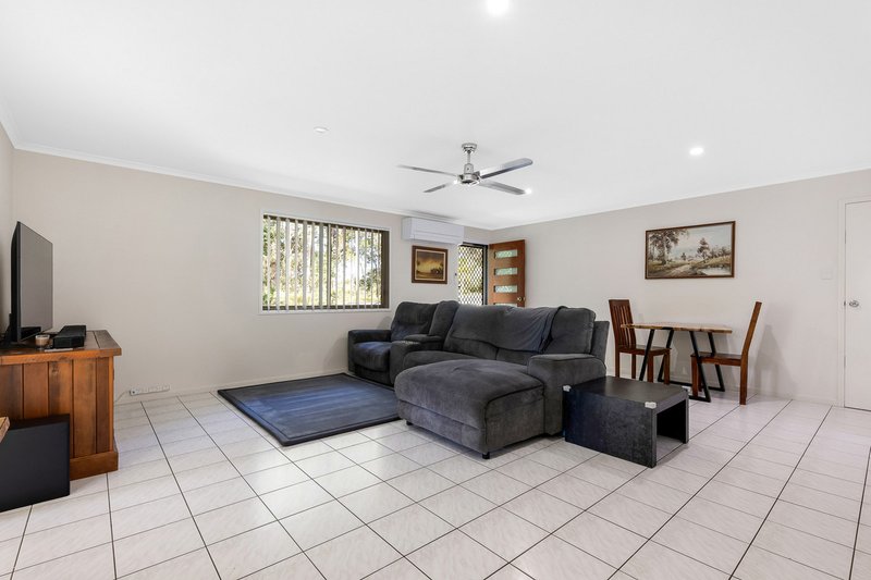 Photo - 139 Railway Parade, Glass House Mountains QLD 4518 - Image 15