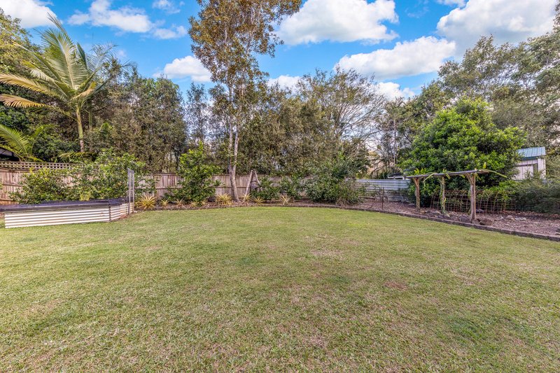 Photo - 139 Railway Parade, Glass House Mountains QLD 4518 - Image 17