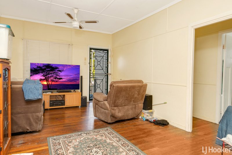 Photo - 139 Richardson Road, Kawana QLD 4701 - Image 4