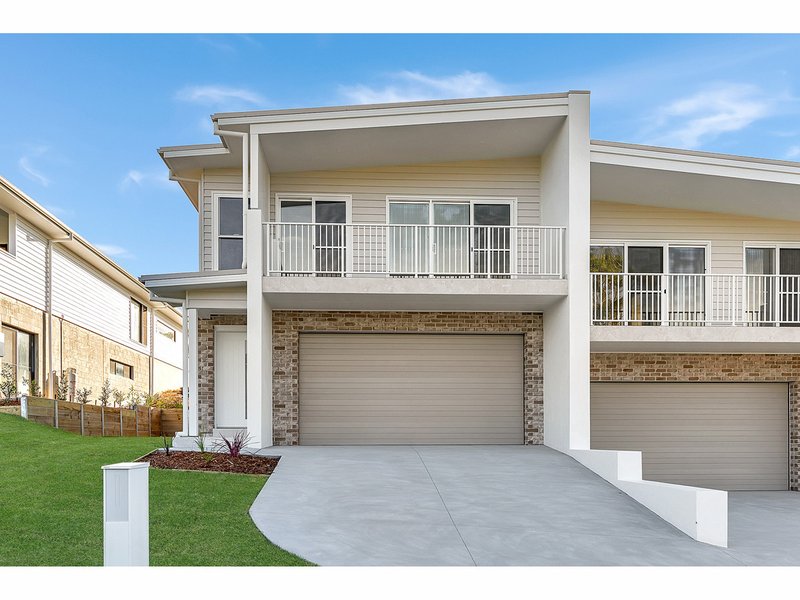 Photo - 1/39 Silk Crescent, Diamond Beach NSW 2430 - Image 2