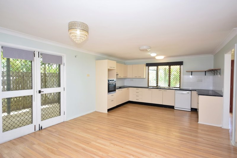 Photo - 139 Station Road, Burpengary QLD 4505 - Image 3