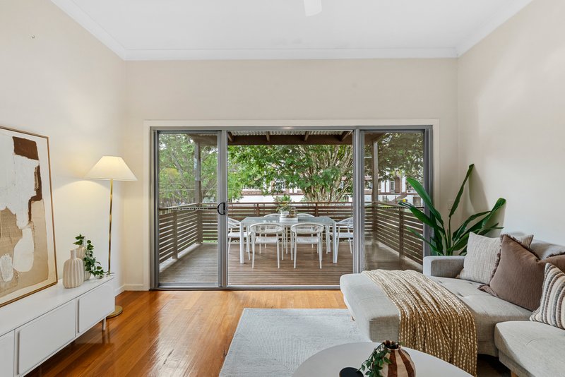 Photo - 1/39 Waldheim Street, Annerley QLD 4103 - Image 2
