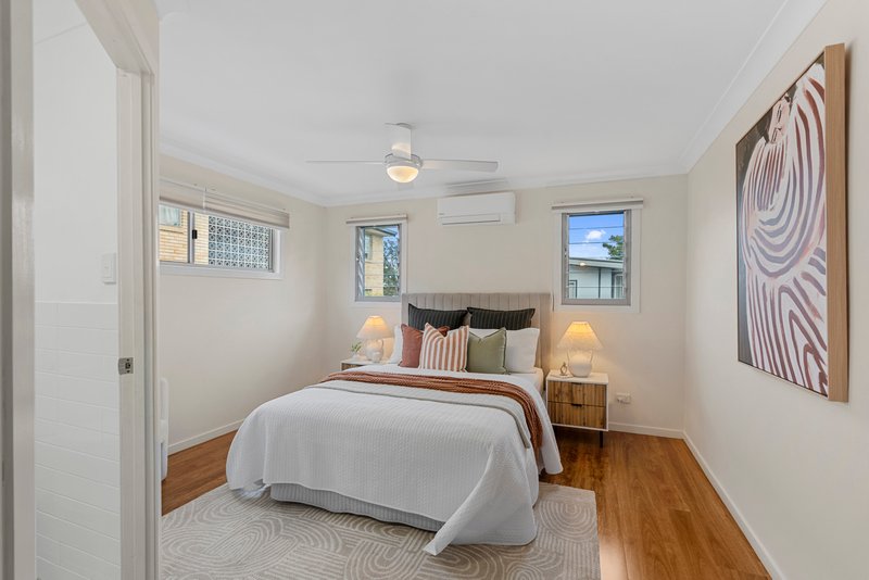 Photo - 1/39 Waldheim Street, Annerley QLD 4103 - Image 11