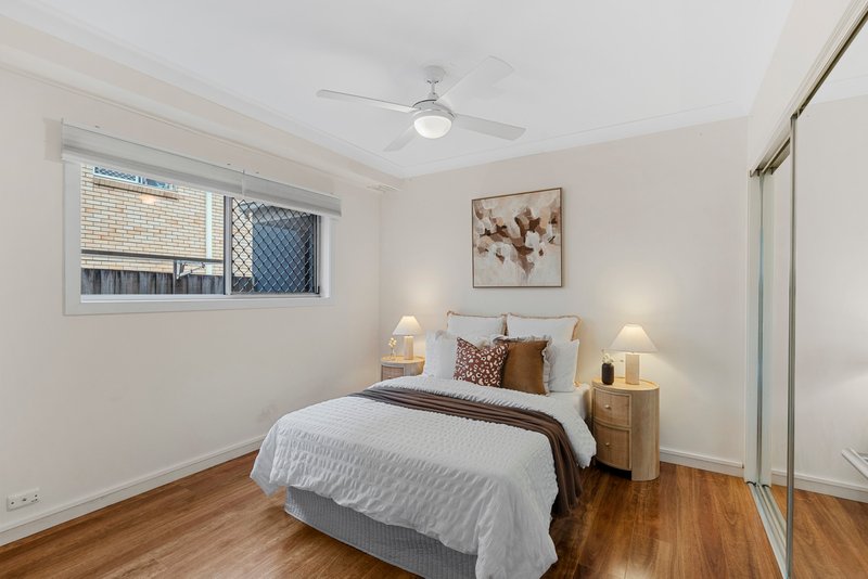 Photo - 1/39 Waldheim Street, Annerley QLD 4103 - Image 16