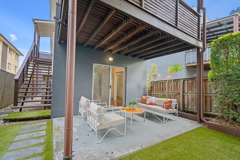 Photo - 1/39 Waldheim Street, Annerley QLD 4103 - Image 17