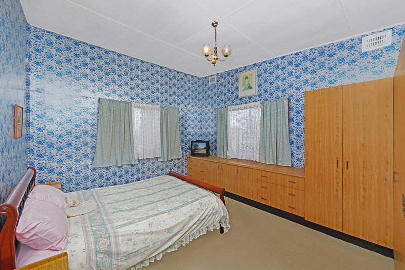 Photo - 139 Wallarah Road, Gorokan NSW 2263 - Image 6