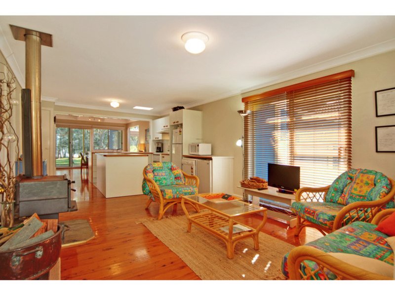 Photo - 139 Walmer Avenue. , Sanctuary Point NSW 2540 - Image 5