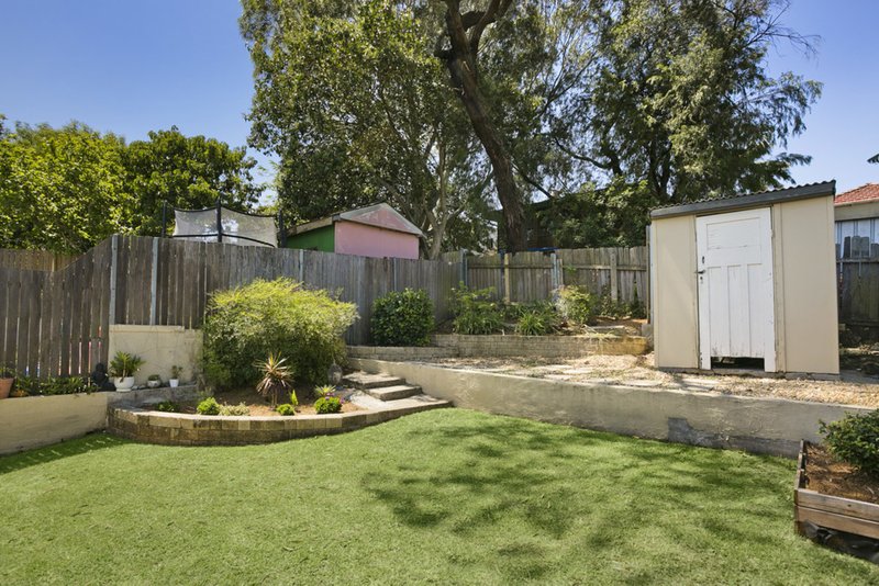 Photo - 139 Warren Road, Marrickville NSW 2204 - Image 5