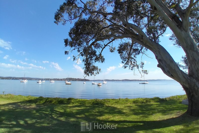 139 Watkins Road, Wangi Wangi NSW 2267