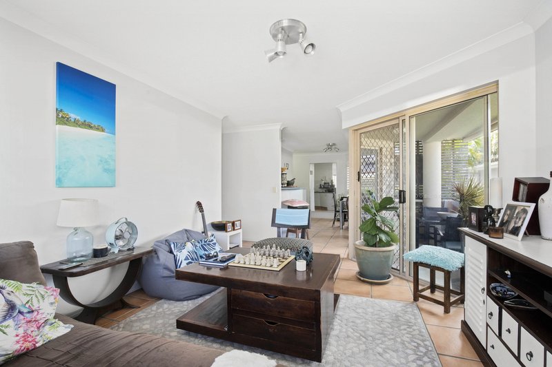 Photo - 1/39 William Street, Mermaid Beach QLD 4218 - Image 11