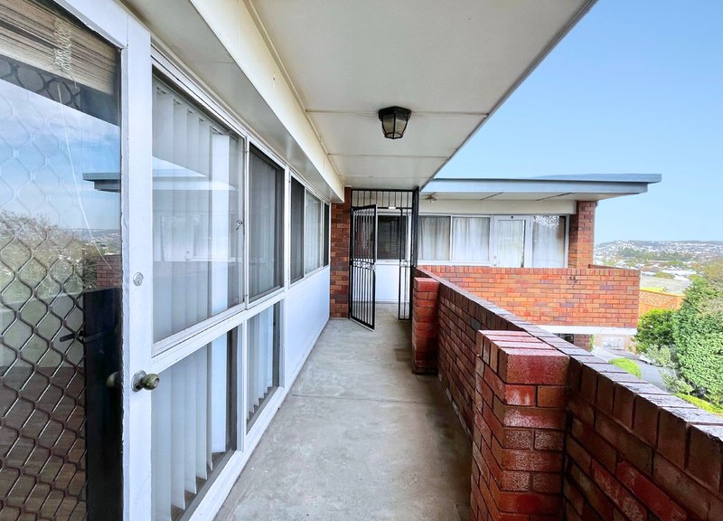 Photo - 13/90-100 Tyrrell Street, The Hill NSW 2300 - Image 2