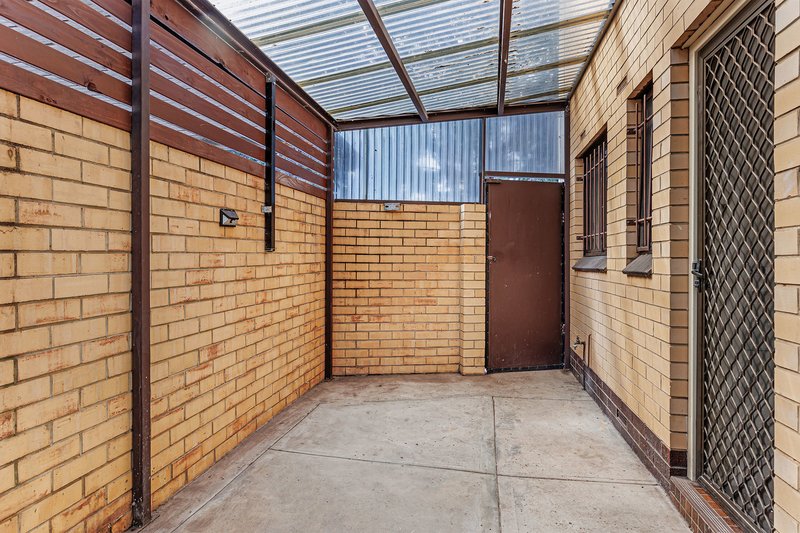 Photo - 1/390-394 Sir Donald Bradman Drive, Brooklyn Park SA 5032 - Image 11