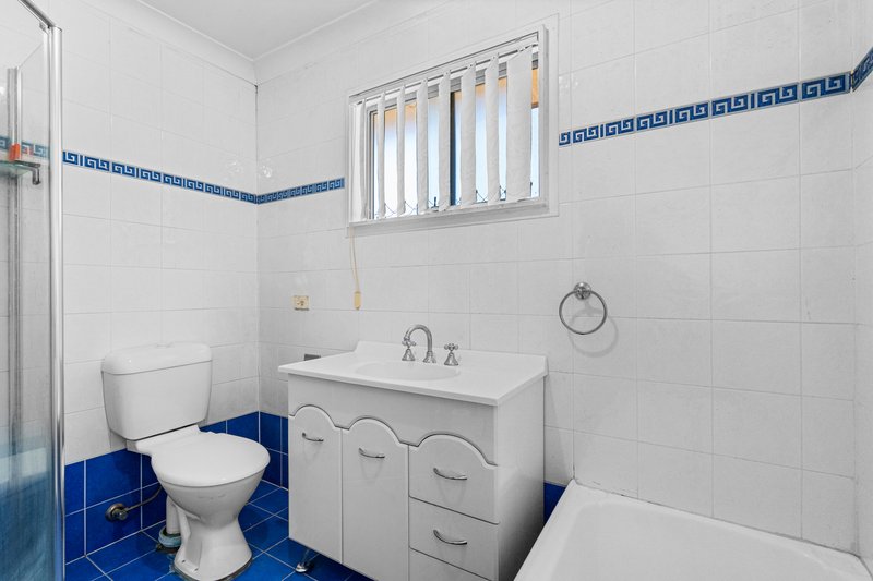 Photo - 13/90 Chester Road, Ingleburn NSW 2565 - Image 9